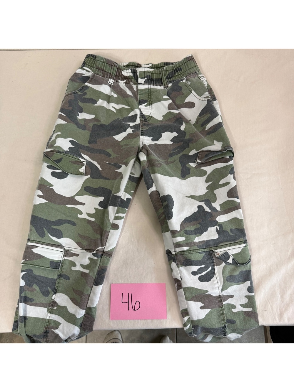 V.I.P. Camouflage Cargo Pants Juniors Size 7/28